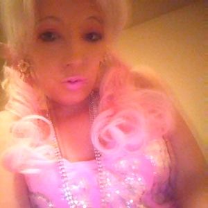 Meet your Posher, Jeana